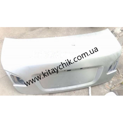 Крышка багажника MG 550/6