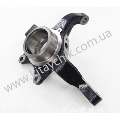 Кулак поворотний правий MG350 / 5