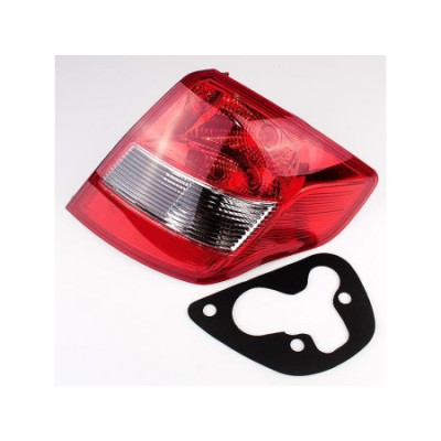 Фонарь задний правый Chery E5