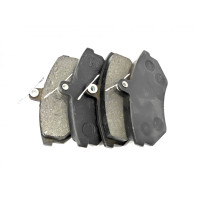 Колодки гальмівні передні Chery Amulet з вушком