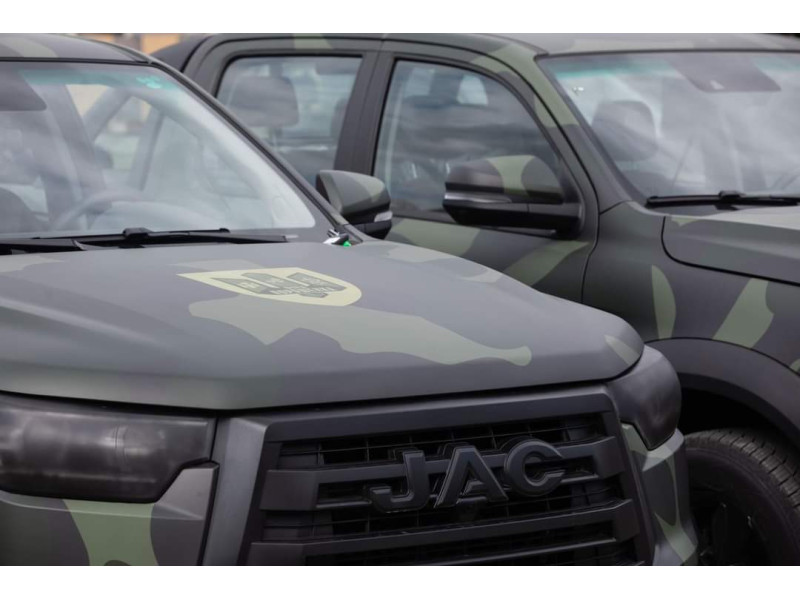 16 внедорожников JAC T8 передали волонтеры ЗСУ